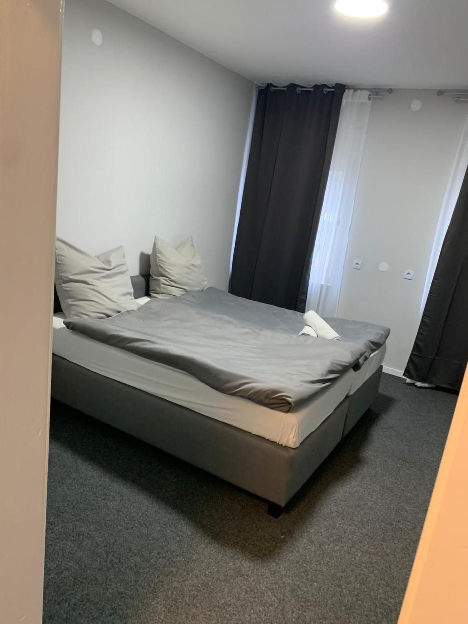 Pension Kluse I Alle Doppel Boxspringbetten Koennen Getrennt Und Als Einzelbett Aufgestellt Werden Iserlohn Eksteriør billede